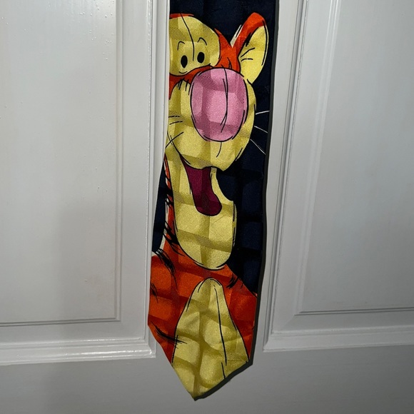 Tigger Disney tie navy blue - Picture 5 of 6